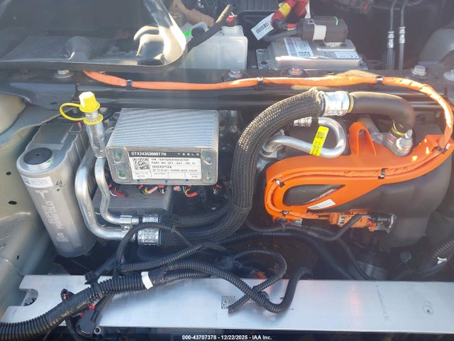 2025 TESLA MODEL Y 7SAYGDED4SA357882 Photo 9