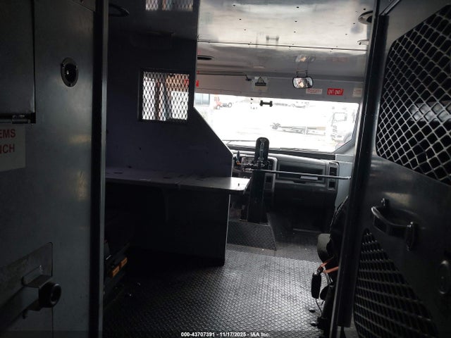 RAM 5500 Chassis Tradesman/slt 2014 3C7WRMAL1EG174178 Image 12
