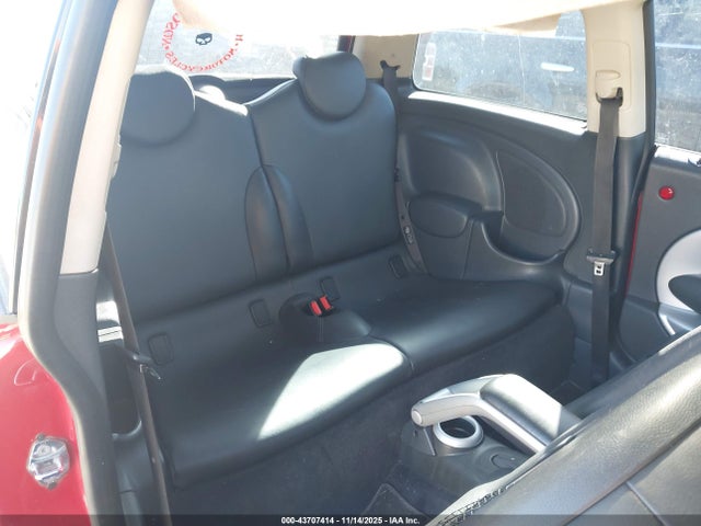 2006 MINI COOPER WMWRC33566TK71463 Photo 7