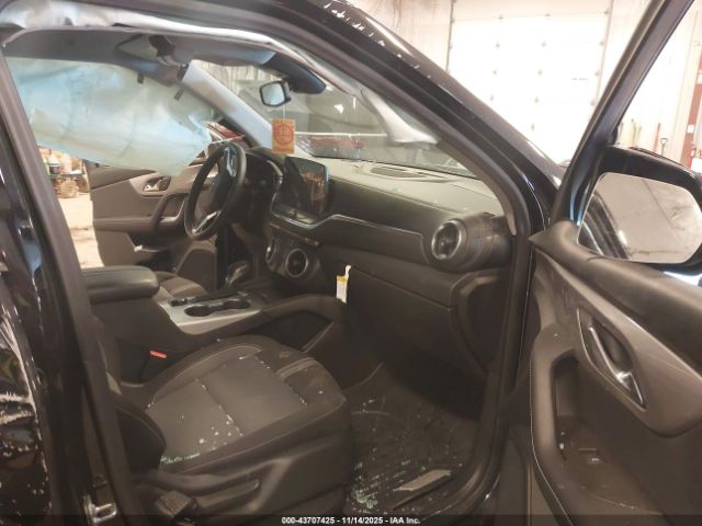2024 CHEVROLET BLAZER 3GNKBHR41RS167181 Photo 4