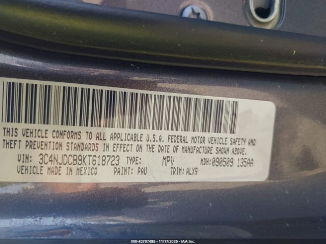 2019 JEEP COMPASS 3C4NJDCB9KT618723 Photo 8