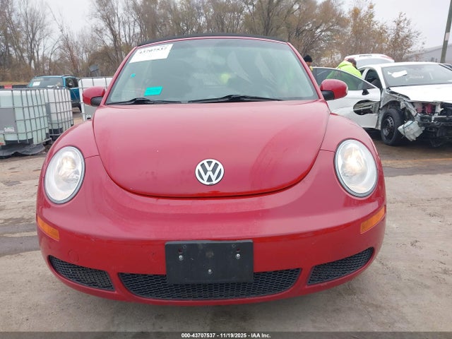 43707537 :رقم المزاد ، 3VWRF31YX8M420091 vin ، 2008 Volkswagen New Beetle Se مزاد بيع
