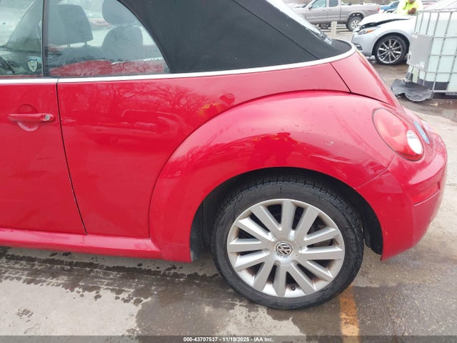 43707537 :رقم المزاد ، 3VWRF31YX8M420091 vin ، 2008 Volkswagen New Beetle Se مزاد بيع