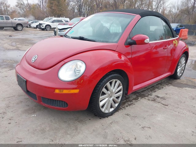 43707537 :رقم المزاد ، 3VWRF31YX8M420091 vin ، 2008 Volkswagen New Beetle Se مزاد بيع