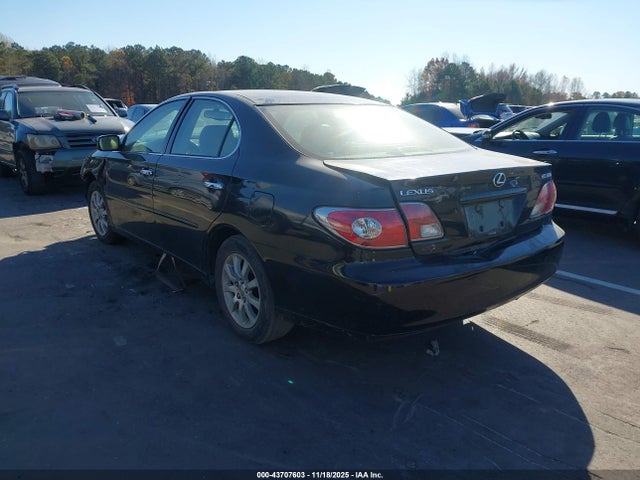 2003 LEXUS ES 300 JTHBF30G336000127 Photo 2