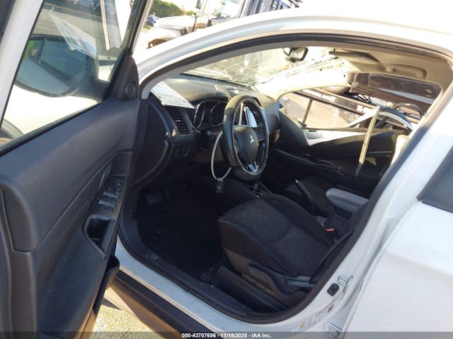 2020 MITSUBISHI OUTLANDER SPORT JA4AR3AU1LU020651 Photo 4