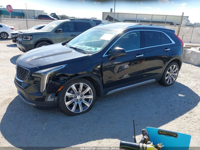 2020 CADILLAC XT4 1GYFZDR46LF075293 Photo 1
