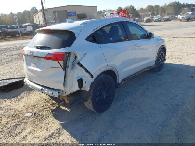 2022 HONDA HR-V 3CZRU5H12NM736877 Photo 3