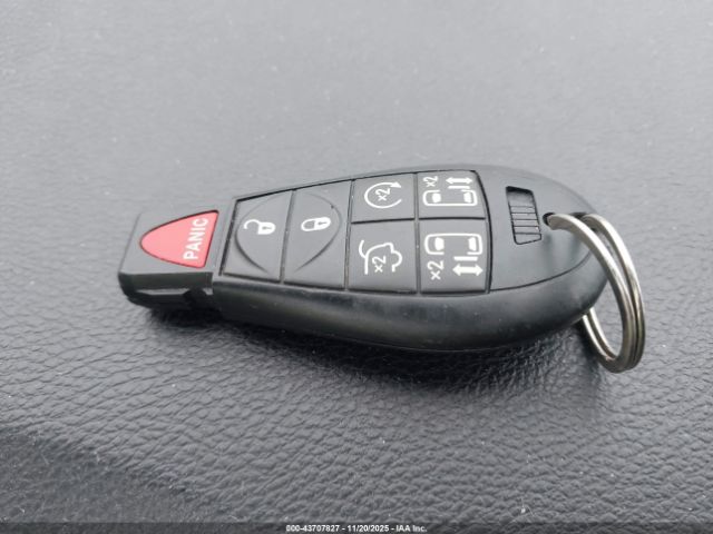 2014 CHRYSLER TOWN & COUNTRY 2C4RC1CG4ER279866 Photo 10