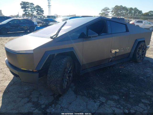 2024 TESLA CYBERTRUCK 7G2CEHEDXRA001044 Photo 1