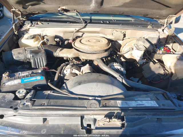 43707858 :رقم المزاد ، 1GNEC13K3SJ403068 vin ، 1995 Chevrolet Tahoe C1500 مزاد بيع
