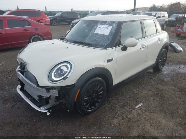 2019 MINI HARDTOP WMWXU1C56K2J01256 Photo 1