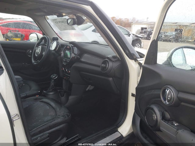 2019 MINI HARDTOP WMWXU1C56K2J01256 Photo 4