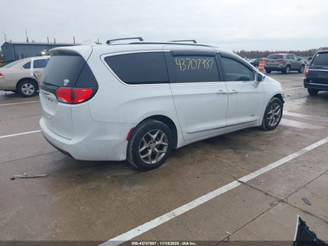 2018 CHRYSLER PACIFICA 2C4RC1GG0JR141326 Photo 3