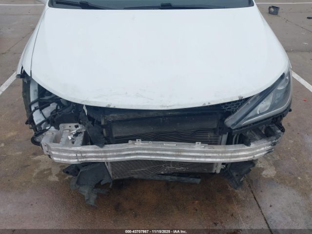 2018 CHRYSLER PACIFICA 2C4RC1GG0JR141326 Photo 5