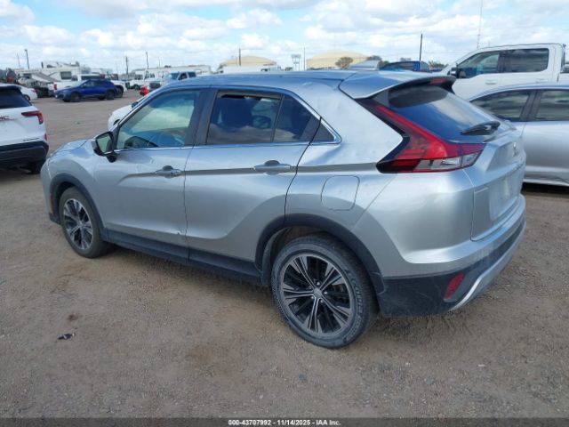 2022 MITSUBISHI ECLIPSE CROSS JA4ASWAA6NZ005628 Photo 2