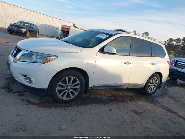 5N1AR2MM7FC615523 Nissan Pathfinder Sl
