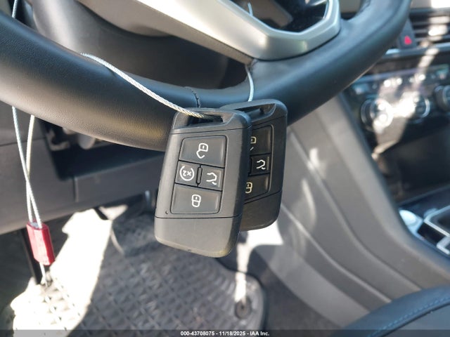 Продаж на аукціоні авто 2024 Volkswagen Taos 1.5t Se Black, vin: 3VVJX7B20RM121405, номер лоту: 43708075