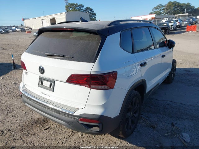 Продаж на аукціоні авто 2024 Volkswagen Taos 1.5t Se Black, vin: 3VVJX7B20RM121405, номер лоту: 43708075