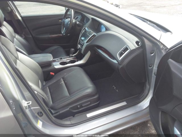2017 ACURA TLX 19UUB1F30HA004883 Photo 4