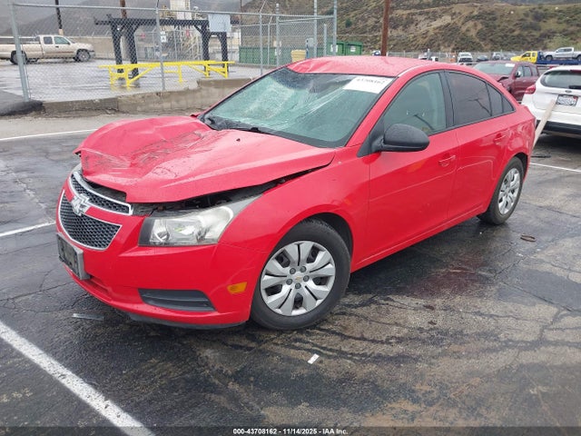 1G1PA5SG6E7254046 Chevrolet Cruze Ls Auto