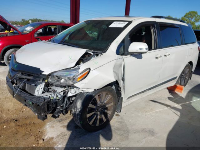 2018 TOYOTA SIENNA 5TDYZ3DC2JS954794 Photo 1