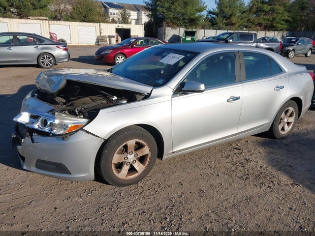 Auction sale of the 2016 Chevrolet Malibu Limited Lt, vin: 1G11C5SA9GF121625, lot number: 43708198