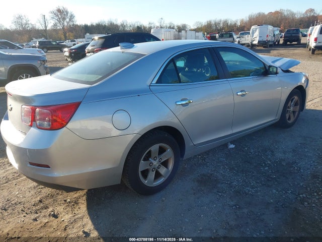 Auction sale of the 2016 Chevrolet Malibu Limited Lt, vin: 1G11C5SA9GF121625, lot number: 43708198