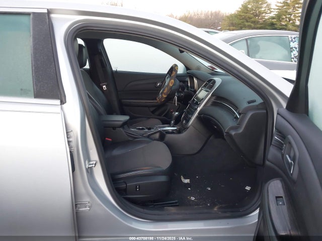 Auction sale of the 2016 Chevrolet Malibu Limited Lt, vin: 1G11C5SA9GF121625, lot number: 43708198