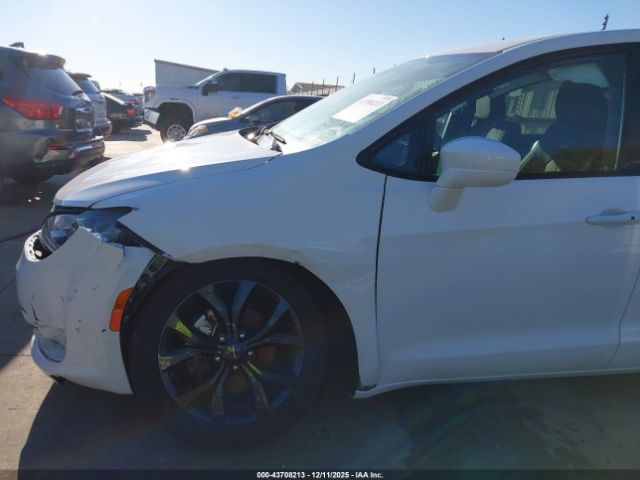 2019 CHRYSLER PACIFICA 2C4RC1FG4KR633201 Photo 5