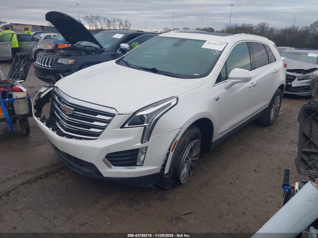 2017 CADILLAC XT5 1GYKNBRS5HZ114703 Photo 1