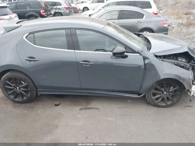 Mazda Mazda3 Hatchback 2.5 Turbo Premium Plus 2024 JM1BPBNY2R1714654 Image 13