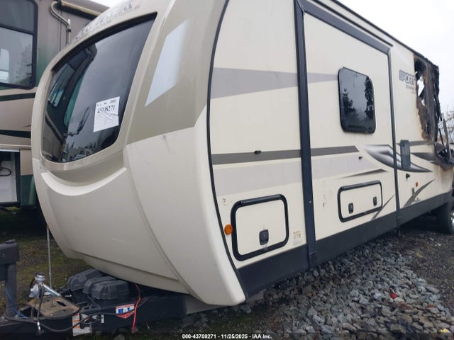 4EZT13424M8039235 Venture Travel Trailer