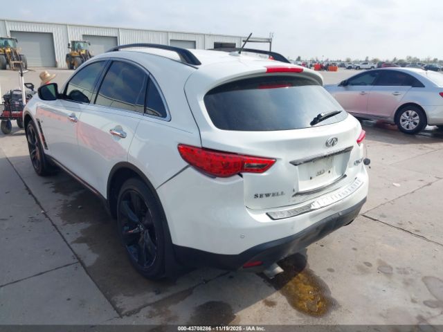 2016 INFINITI QX70 JN8CS1MUXGM670754 Photo 2