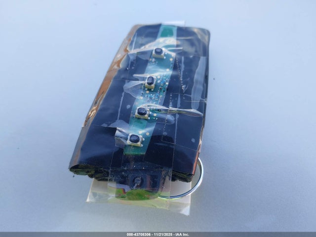 2016 BMW 320I WBA8A9C54GK619000 Photo 10