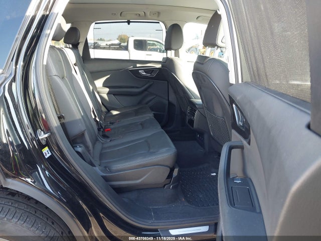 2021 AUDI Q7 WA1LXAF72MD034498 Photo 7