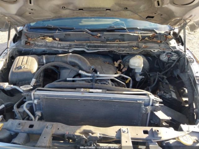 2016 RAM 1500 1C6RR6NT9GS297892 Photo 9