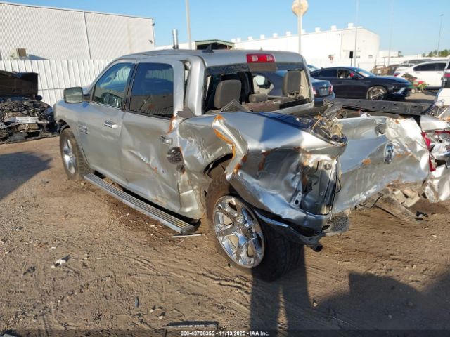 2016 RAM 1500 1C6RR6NT9GS297892 Photo 2