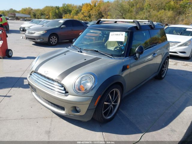 2008 MINI COOPER CLUBMAN WMWML33578TN67797 Photo 1
