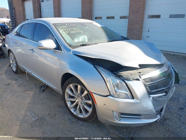 2016 CADILLAC XTS 2G61M5S30G9160296 Photo 0