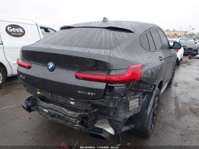 2022 BMW X4 5UX33DT09N9J09596 Photo 3