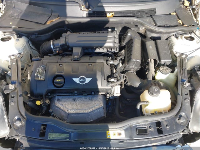 2014 MINI CLUBMAN WMWZF3C50ET491848 Photo 9