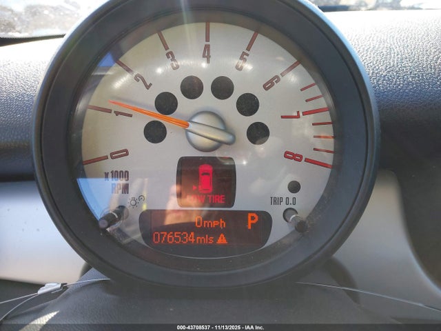 2014 MINI CLUBMAN WMWZF3C50ET491848 Photo 6