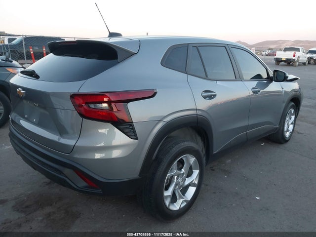 Chevrolet Trax Fwd Sp 2024 KL77LFE27RC201955 Image 4