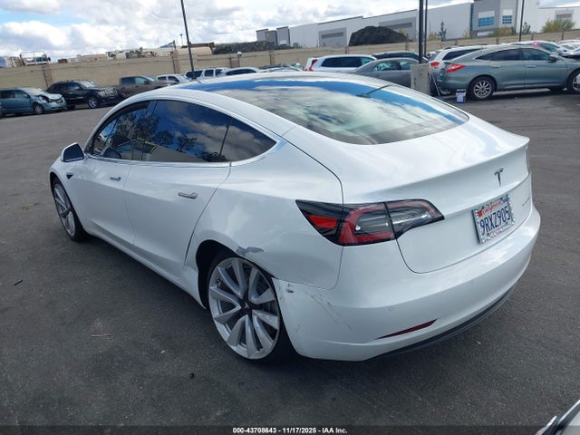 2020 TESLA MODEL 3 5YJ3E1EB5LF713030 Photo 2