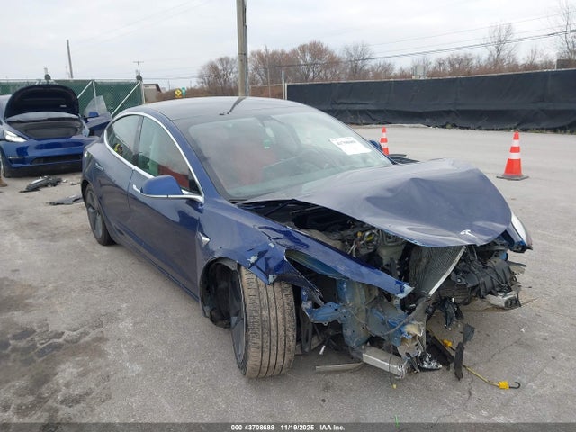 2019 TESLA MODEL 3 5YJ3E1EB9KF359446 Photo 0