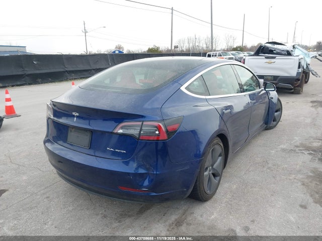2019 TESLA MODEL 3 5YJ3E1EB9KF359446 Photo 3