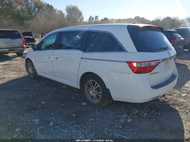 2011 HONDA ODYSSEY 5FNRL5H64BB070562 Photo 2