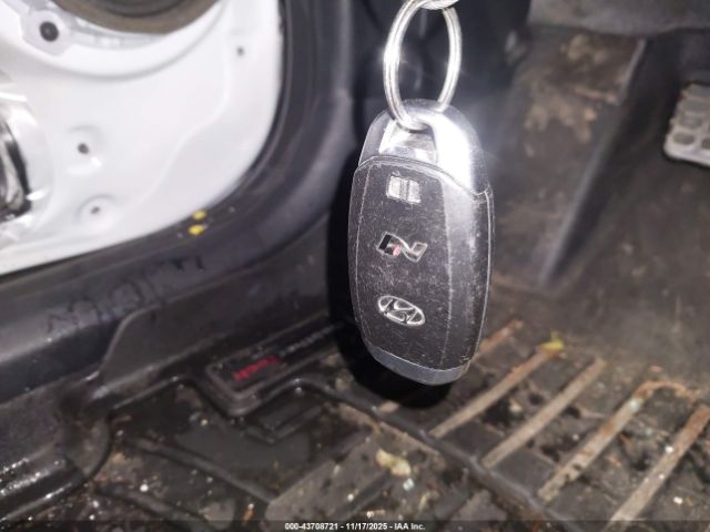 2019 HYUNDAI VELOSTER KMHT36AH0KU001684 Photo 10