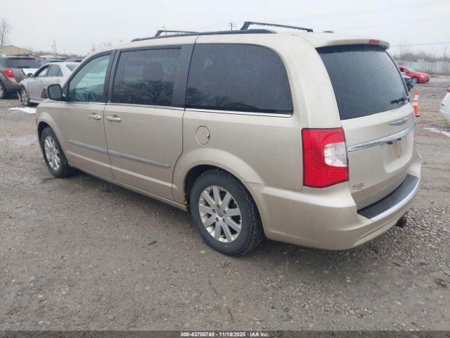 2014 CHRYSLER TOWN & COUNTRY 2C4RC1BG0ER228219 Photo 2